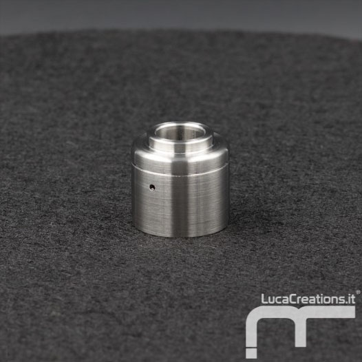 Cap con foro da 1mm per Speed Revolution 2019 il nuovo atomizzatore bottom feeder di Luca Creations